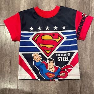 2/$15 Boys Warner Bros. Superman short sleeve t-shirt size 2T
